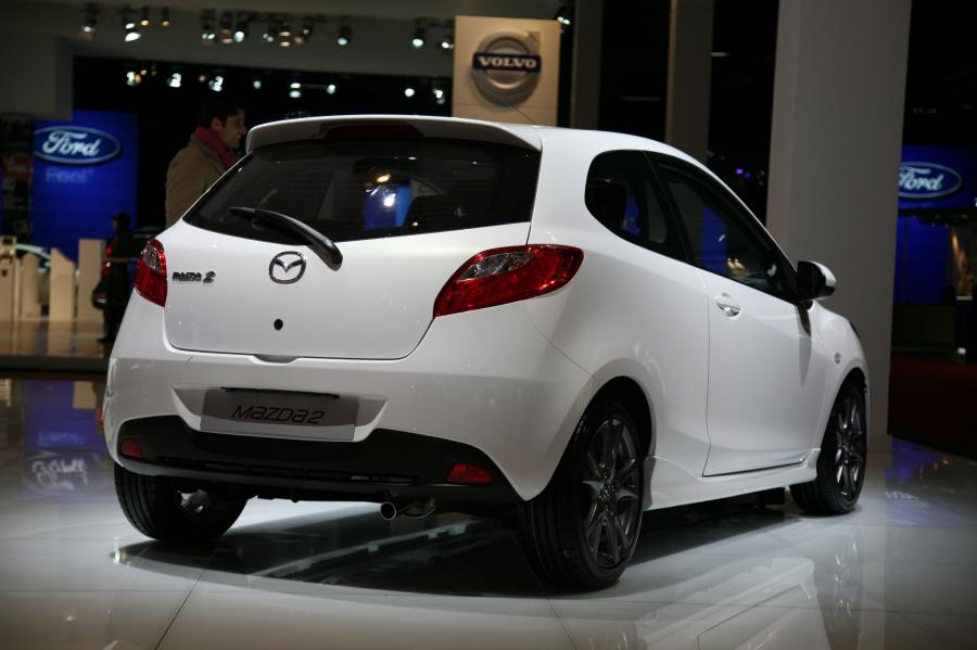  Mazda2 3-Door 2007 года  (фото 92 из 96)